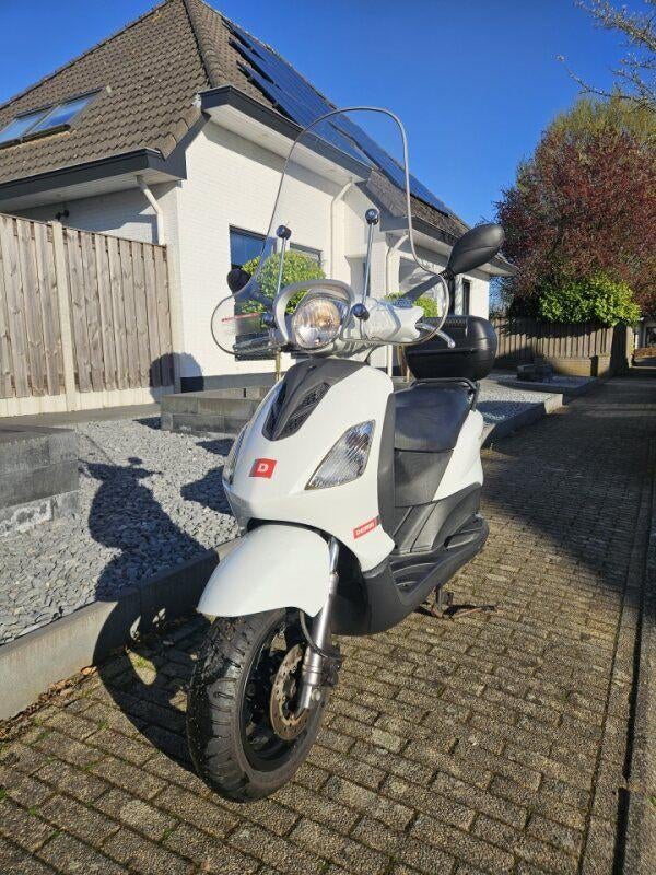 Scooter, Derbi Piaggio Fly, boulevard 4, Scooter, Gebruikt, Particulier, Automaat