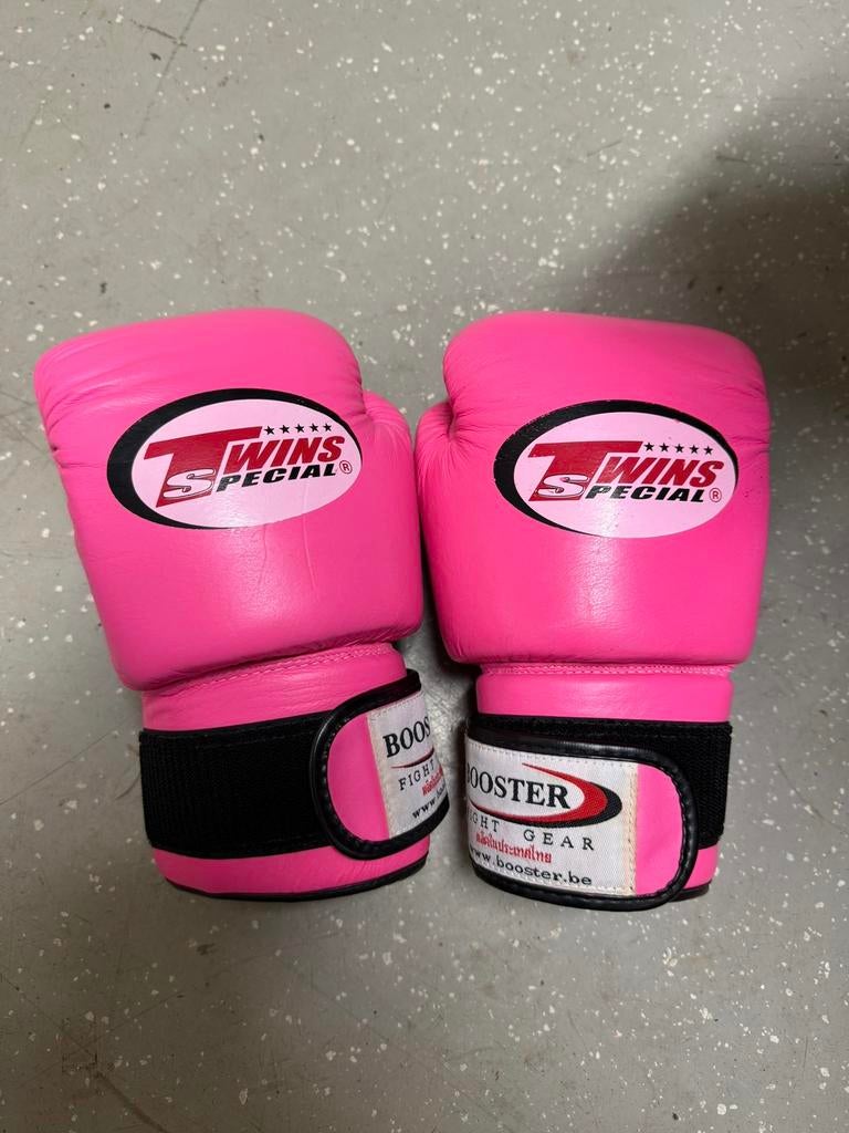 Boks handschoenen scheenbeschermers benodigdheden, Overige, Vechtsportbescherming, Zo goed als nieuw, Maat M