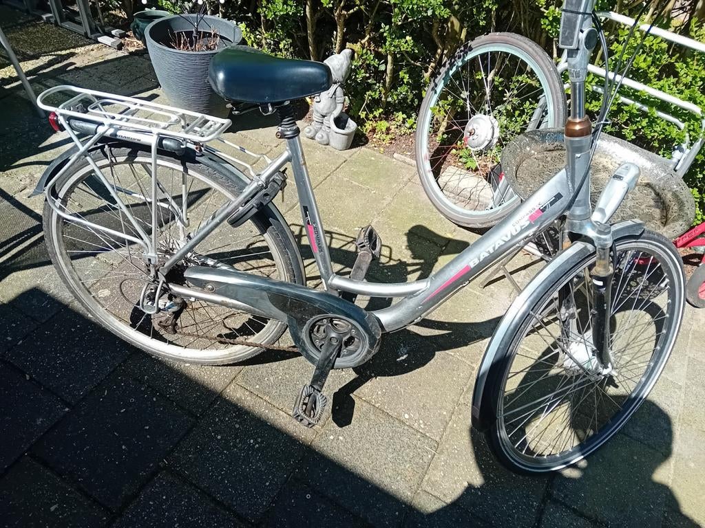 Batavus damesfiets groot model, Fietsen en Brommers, Elektrische fietsen, 59 cm of meer, Ophalen, Gebruikt, Batavus