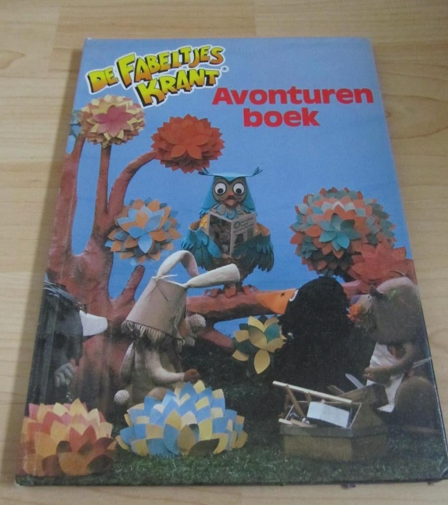 de fabeltjeskrant avonturenboek 1985, Ophalen of Verzenden, Gebruikt, Tv, Overige typen