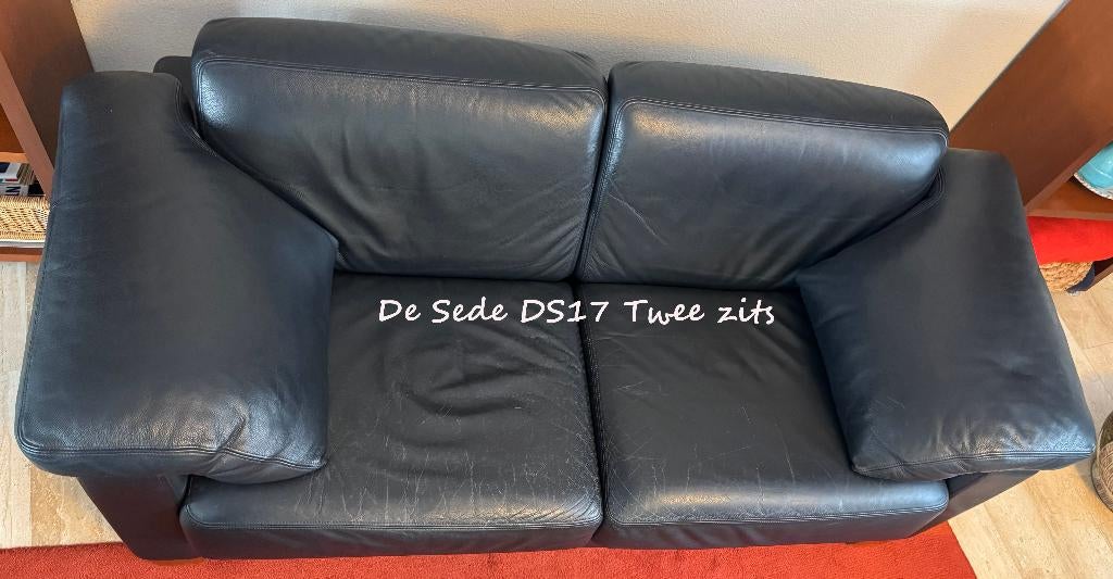 Hoogwaardige Zwitserse lederen 2 zits bank, Huis en Inrichting, Banken | Bankstellen, Ophalen, Gebruikt, Tweepersoons, Rechte bank