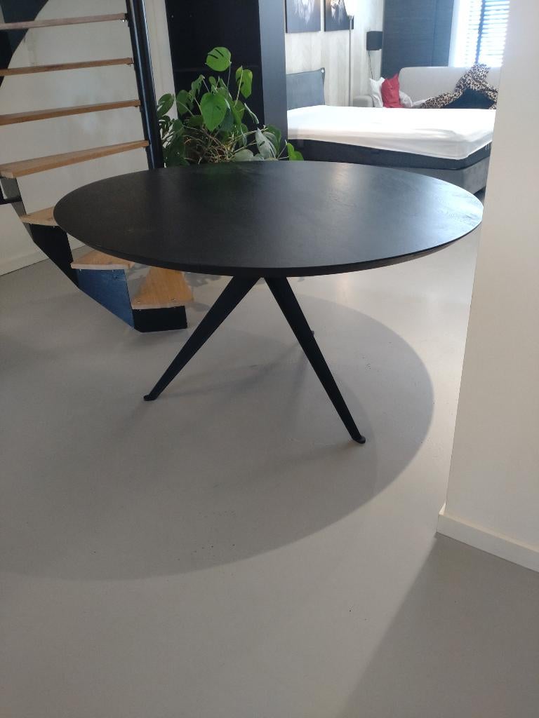 Ronde tafel zwart 140 cm, Ophalen, Rond, Zo goed als nieuw, 100 tot 150 cm