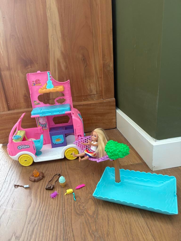 Barbie Chelsea Camper Speelset met Accessoires, Ophalen of Verzenden, Gebruikt