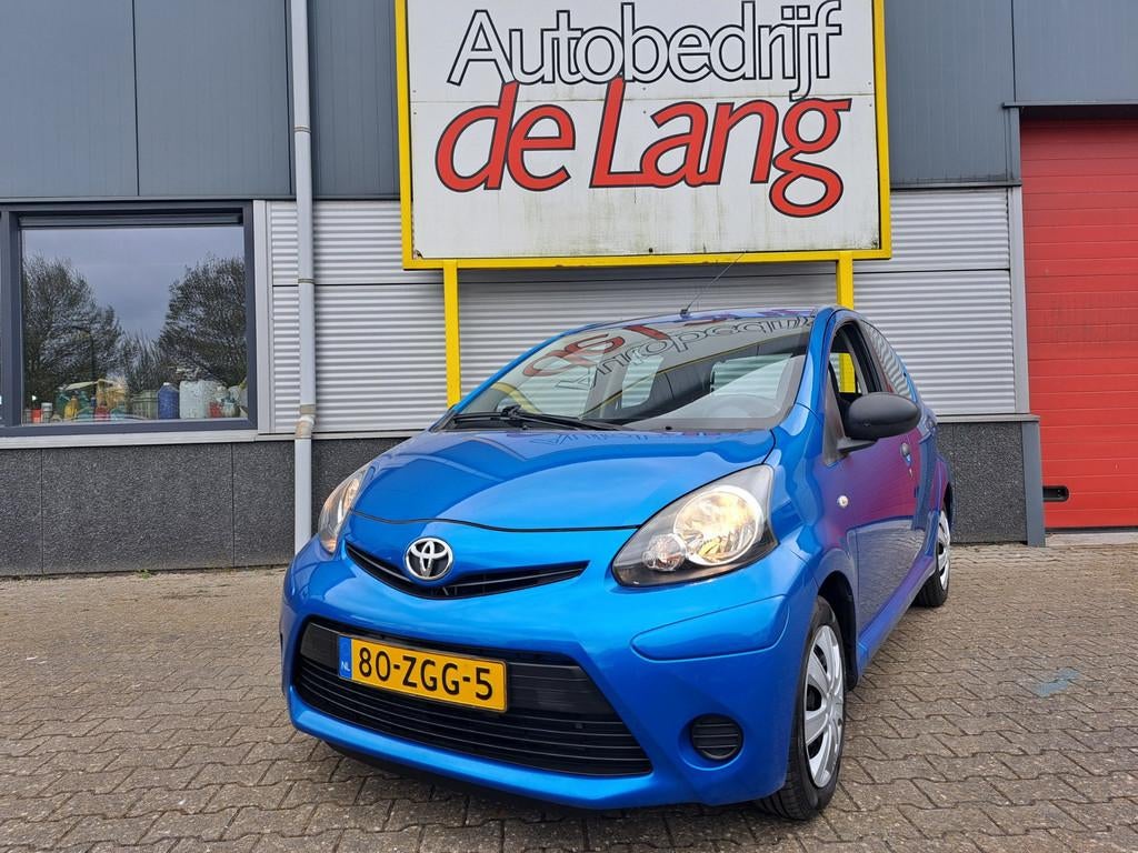 Toyota Aygo 1.0 VVT-i Comfort hele mooie,airco nw APK., Voorwielaandrijving, Euro 5, Stof, Gebruikt