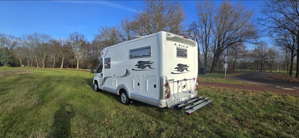 Laika half integraal camper, Caravans en Kamperen, Fietsendrager, Particulier, Half-integraal, Laika