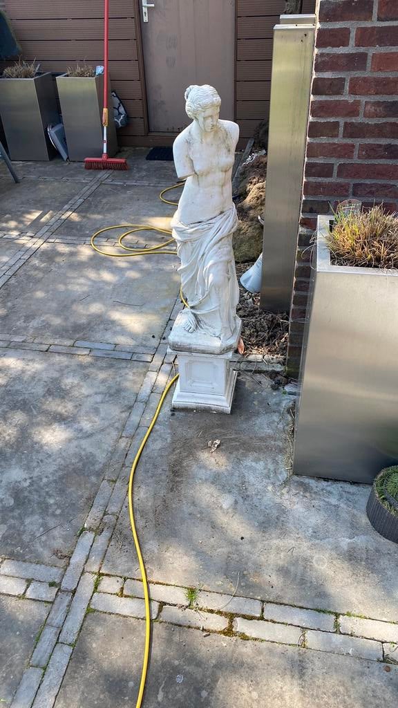Tuin beeld op sokkel totaal hoogte ca. 1,20 mtr., Tuin en Terras, Ophalen of Verzenden, Gebruikt