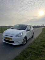 Mitsubishi Space Star, 2015,  Pearl White, km stand 127.500, Auto's, Mitsubishi, Voorwielaandrijving, Zwart, Wit, Origineel Nederlands