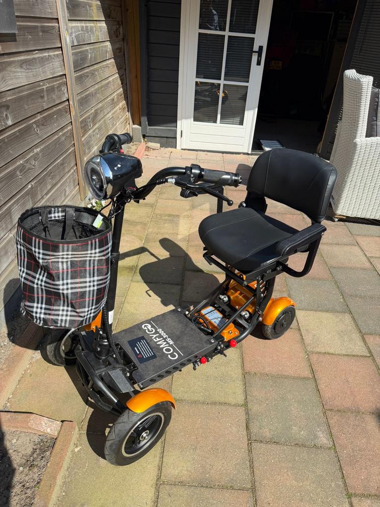 Opvouwbare scootmobiel comfygo, Ophalen, 46 km of meer, 10 km/u of minder