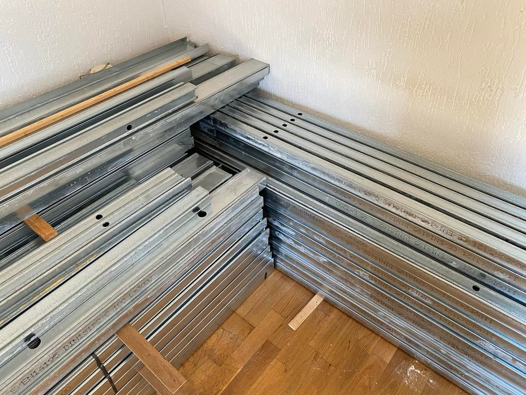 Metalen studs profielen C- en U-vorm voor wanden en plafonds, Ophalen, Nieuw, IJzer