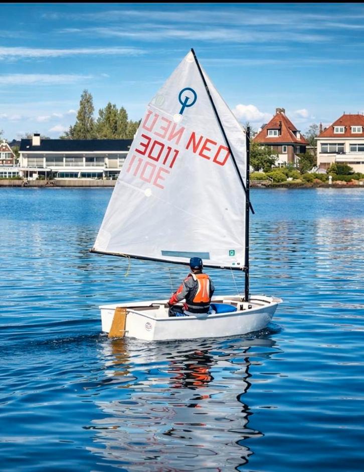 McLaughlin Wedstrijdoptimist Compleet met Waltrailer, Watersport en Boten, Open zeilboten, Gebruikt, Optimist, Minder dan 3 meter