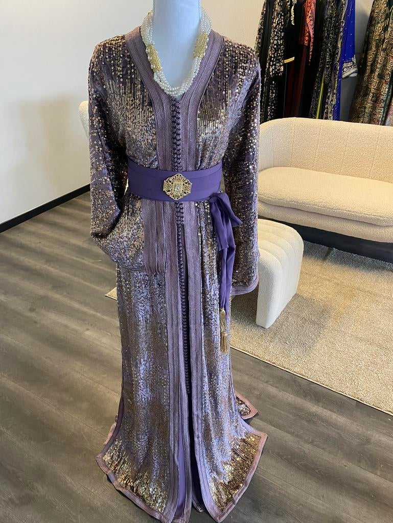 Takshita te huur, Ophalen of Verzenden, Zo goed als nieuw, Overige typen