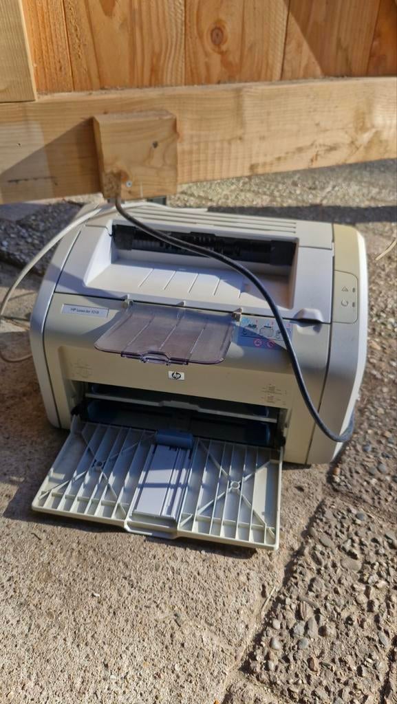 HP laserjet 1018, Computers en Software, Printers, Ophalen, Hp, Zwart-en-wit printen, Gebruikt