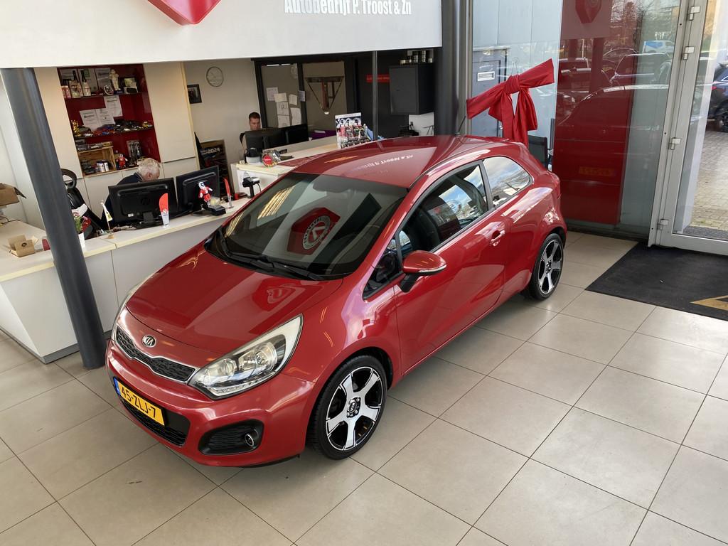 Kia Rio 1.2 CVVT Super Pack,Navigatie,Climate&Cruiscontrol,S, Auto's, Euro 5, 4 cilinders, Origineel Nederlands, Bedrijf