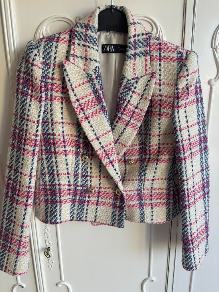Nieuw jasje merk Zara maat S, Kleding | Dames, Overige kleuren, Nieuw, Ophalen of Verzenden, Jasje