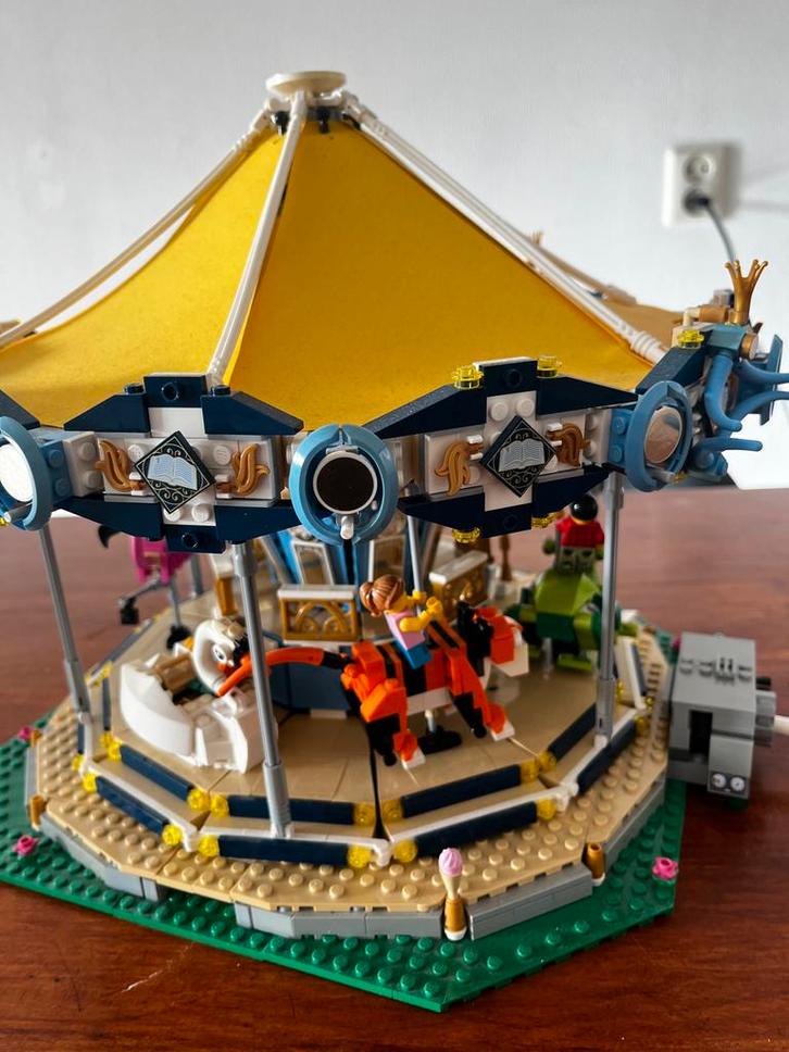 LEGO Creator Expert 10257 Carrousel - Zo goed als nieuw, Kinderen en Baby's, Speelgoed | Duplo en Lego, Zo goed als nieuw, Lego
