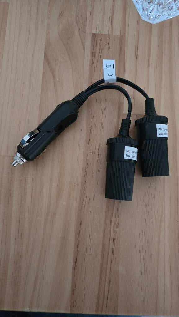 2x Goobay 12V Auto Sigarettenaansteker Splitter (1 naar 2, Telecommunicatie, Ophalen of Verzenden, Zo goed als nieuw