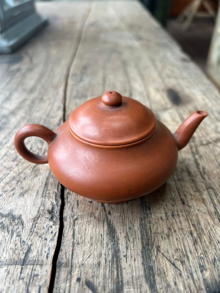 Antieke Yixing theepotje - Bruin aardewerk, Antiek en Kunst, Ophalen of Verzenden