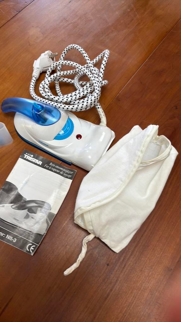 Reisstrijkijzer, Witgoed en Apparatuur, Strijkijzers en Strijkplanken, Ophalen, Zo goed als nieuw