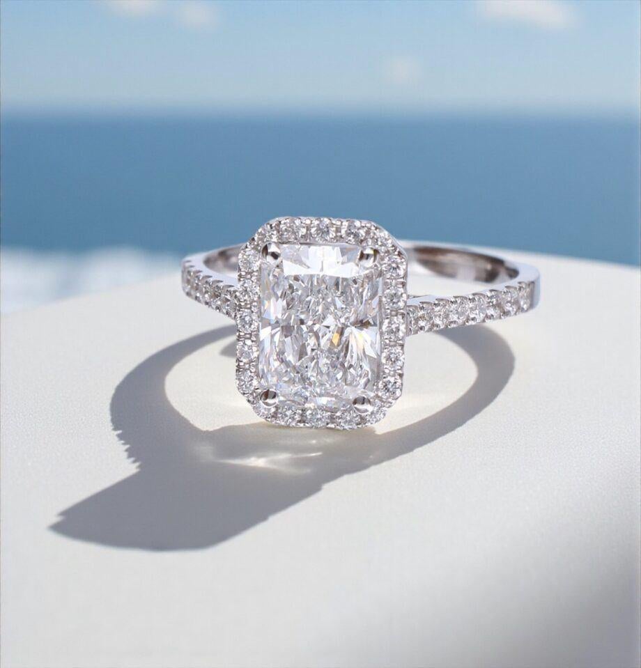 18K White Gold – Cocktail Model with 2.62 CT Diamonds, Sieraden, Tassen en Uiterlijk, Ophalen of Verzenden, Zo goed als nieuw