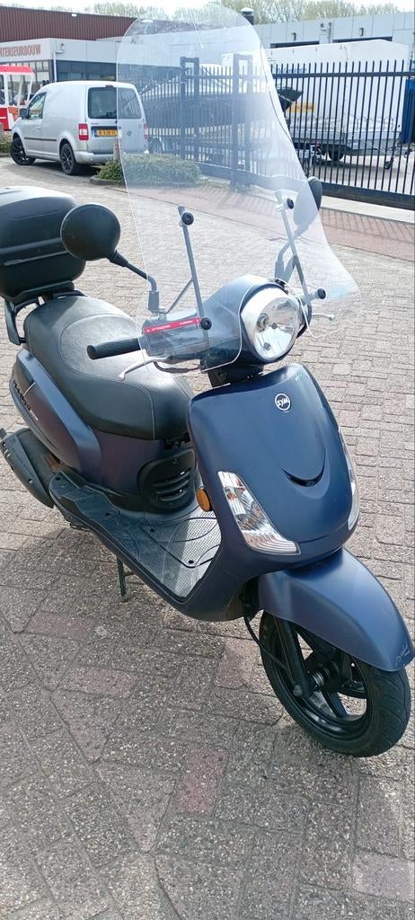 Sym fiddle 45km bouwjaar 2022, Fietsen en Brommers, Scooters | SYM, Ophalen, Gebruikt, Maximaal 45 km/u, Benzine