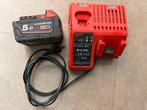Milwaukee accu 18v 5.0ah met acculader, Ophalen, Gebruikt