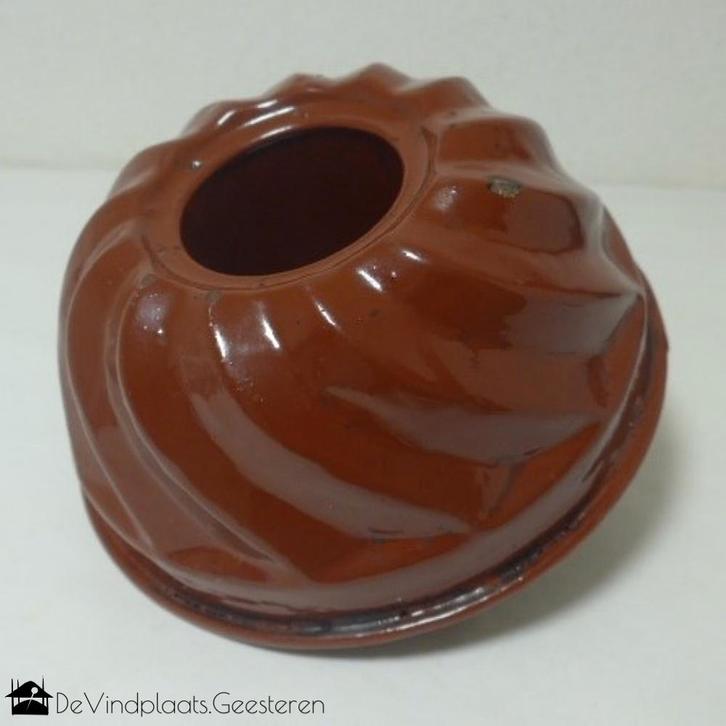 Vintage ijzeren bruin emaille tulbandvorm, Antiek en Kunst, Curiosa en Brocante, Ophalen of Verzenden