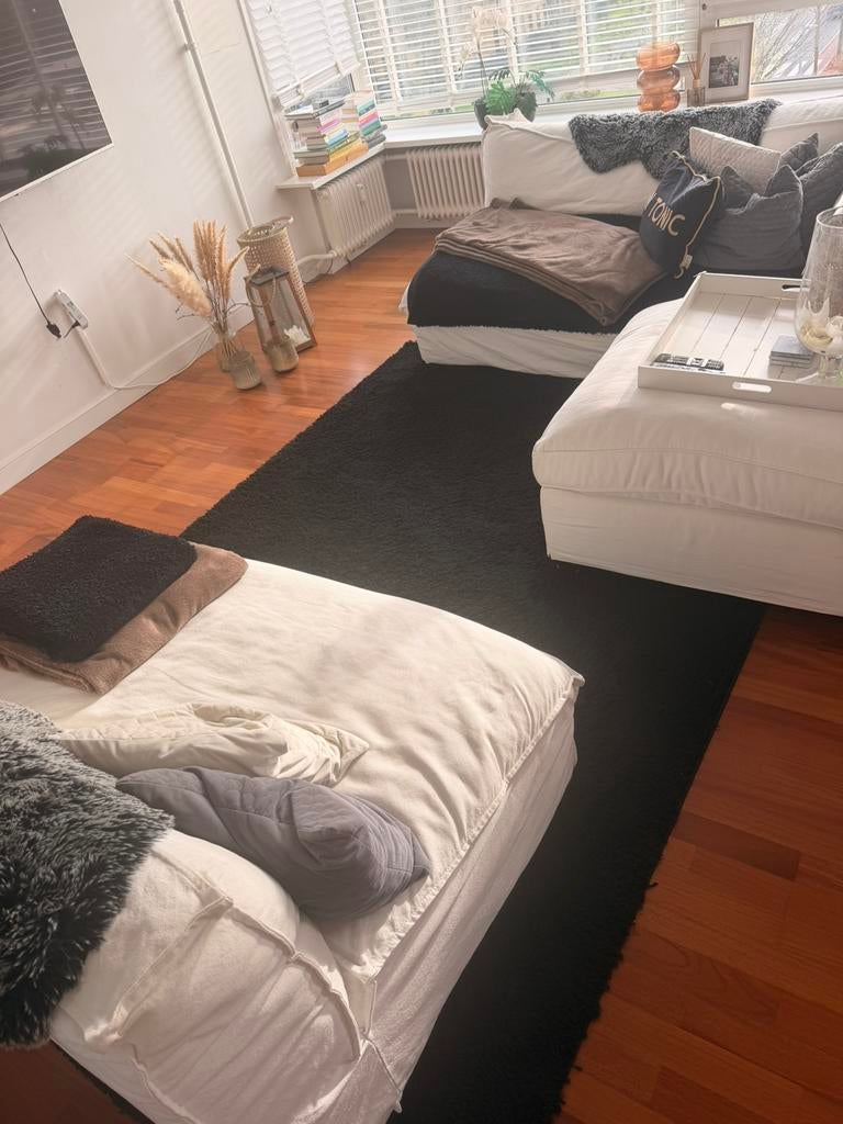 Tapijten zwart, Ophalen, Zwart, 200 cm of meer, Zo goed als nieuw