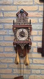 Zaanse wandklok / staartklok met gewichten – klassiek model, Antiek en Kunst, Ophalen