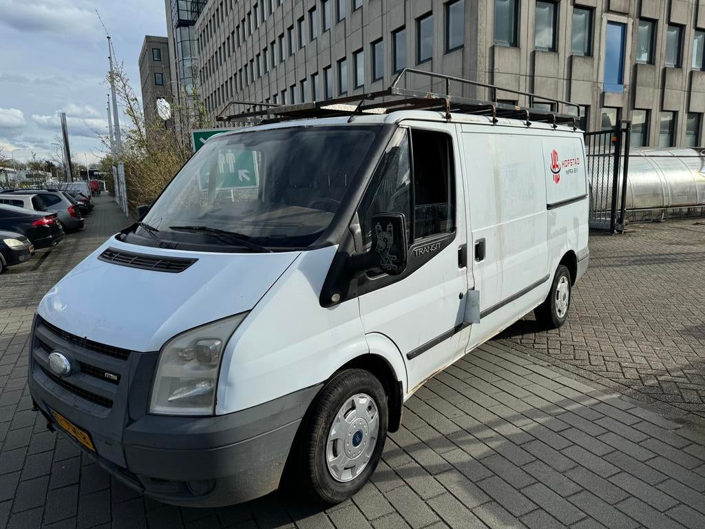 Ford Transit 2.2 FD VAN 2007 EURO 4 EXPORT, Auto's, Voorwielaandrijving, Stof, Zwart, 4 cilinders