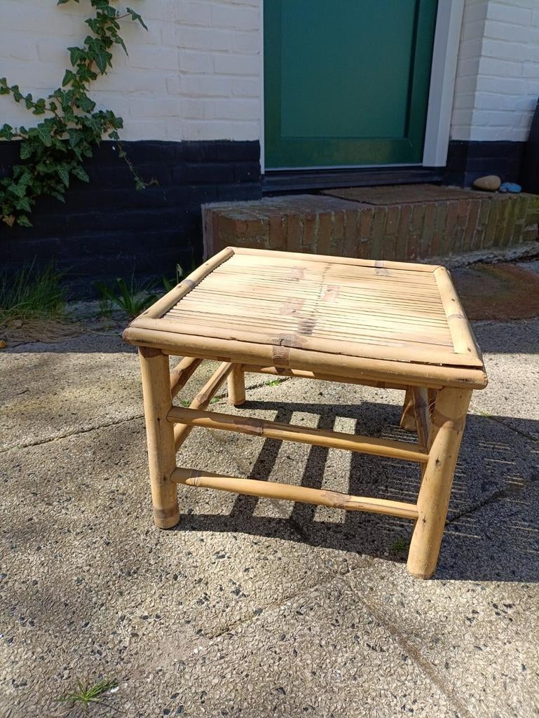 Bamboe bijzettafeltje 41x41 cm - Goede staat, binnen/buiten, Huis en Inrichting, Tafels | Bijzettafels, Ophalen, Minder dan 55 cm