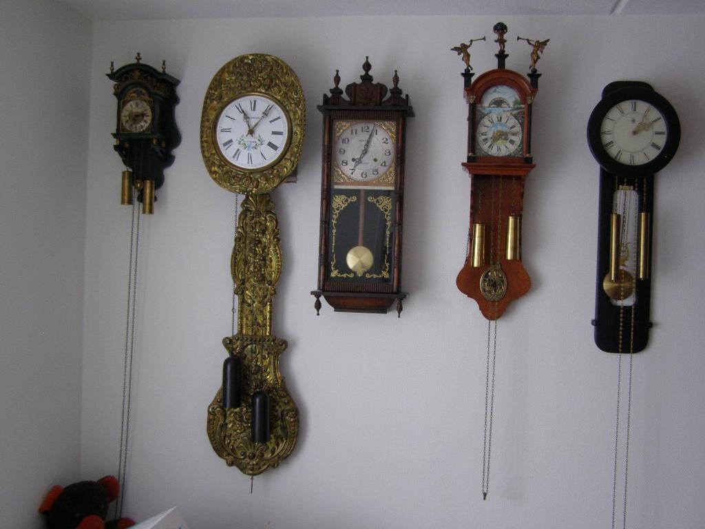 5 verschillende hangklokken, Ophalen, Gebruikt, Analoog, Wandklok