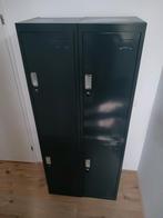 Metalen locker / kast met 4 vakken, Ophalen, Gebruikt, Industrieel