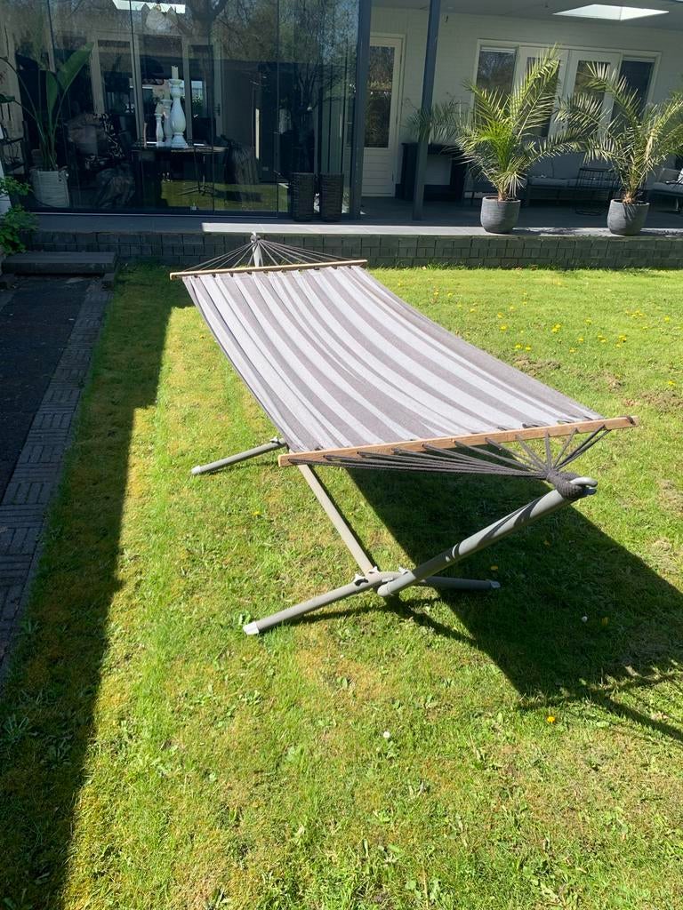 Comfortabel gestreepte hangmat met standaard!, Ophalen, Gebruikt, Met standaard, Eenpersoons
