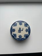 Delfts Blauw Doosje, 4 ophangbordjes en 1 groter ophangbord, Antiek en Kunst, Ophalen