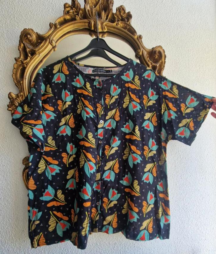 Gudrun Sjöden zwart bloemen doorknoop luchtige blouse, Kleding | Dames, Blouses en Tunieken, Zo goed als nieuw, Maat 42/44 (L)