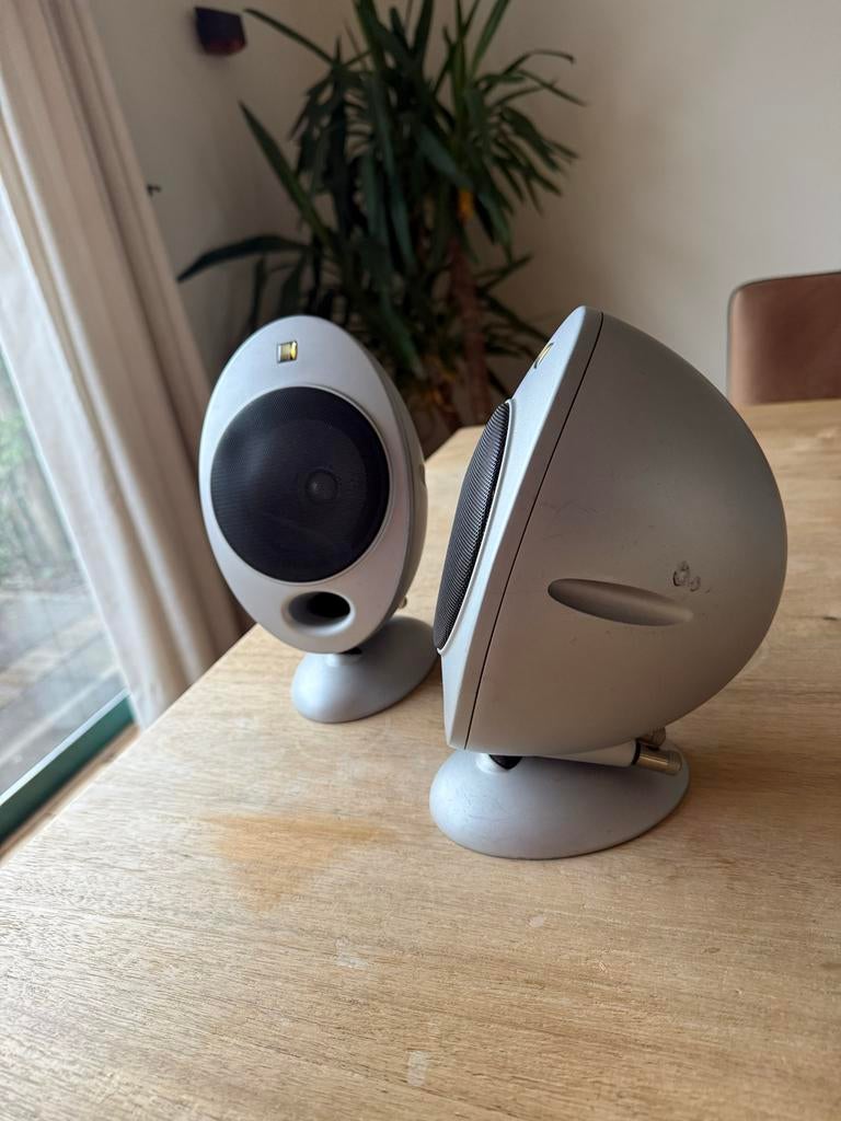 KEF EGG speakers, Audio, Tv en Foto, Luidsprekers, Overige merken, Gebruikt, Ophalen of Verzenden, 120 watt of meer