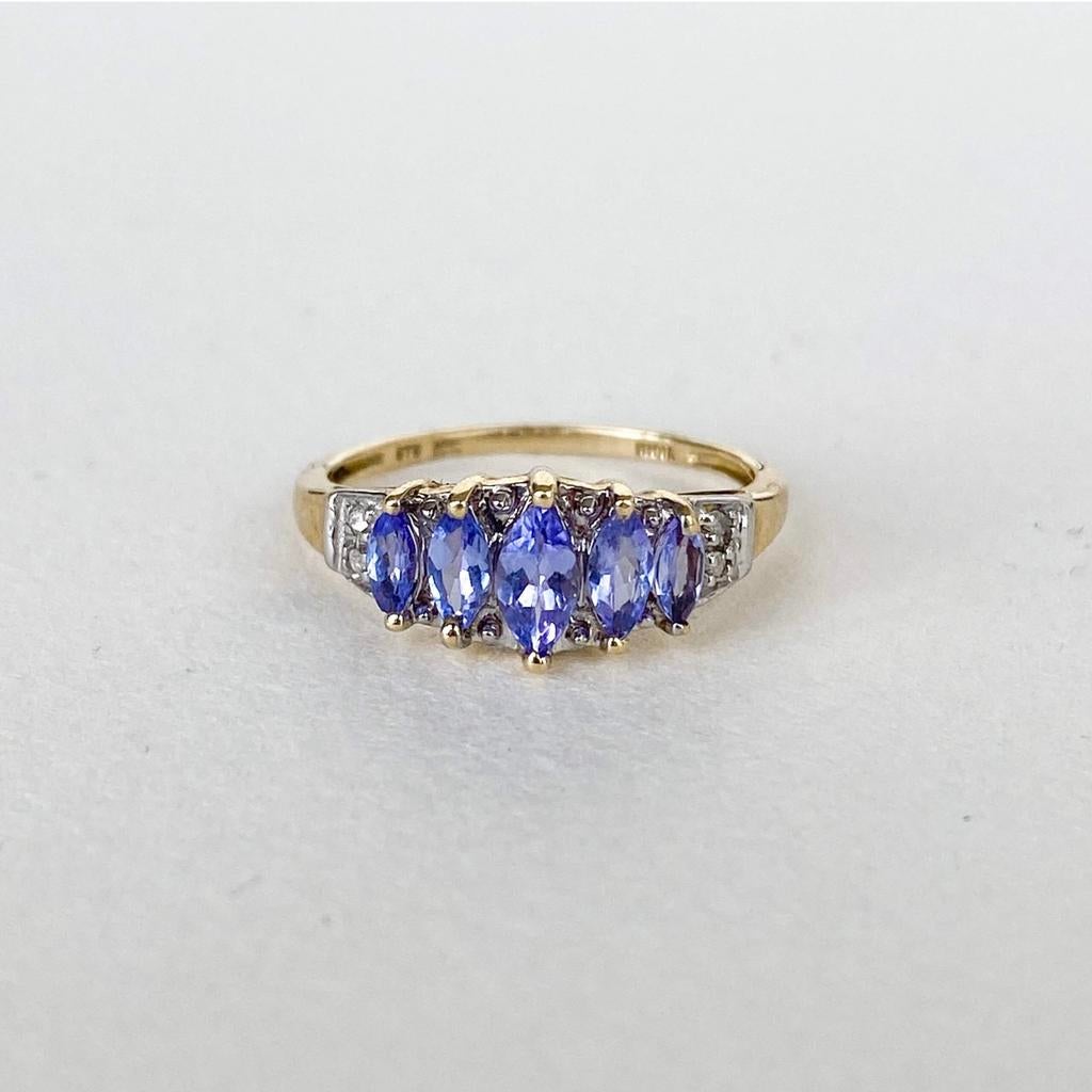 Gouden ring met tanzaniet en diamanten, Nieuw, Ophalen of Verzenden, Kleiner dan 17, Met edelsteen