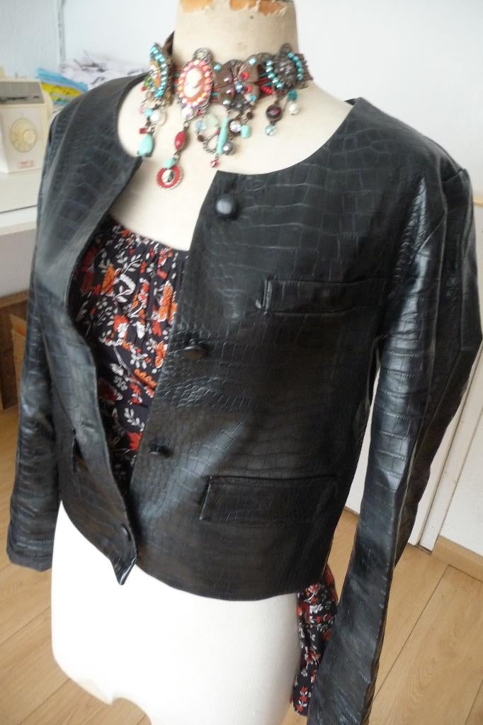 Mooi modieus imi leren jasje met imitatie slangenleer relief, Maat 38/40 (M), Who What Waer, Zwart, Ophalen of Verzenden