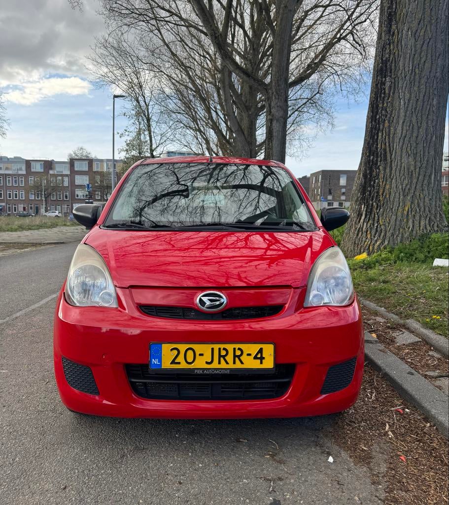 Daihatsu Cuore Clever 1.0 5 Deurs ZEER NETTE STAAT, Stof, 600 kg, Zwart, 18 €/maand