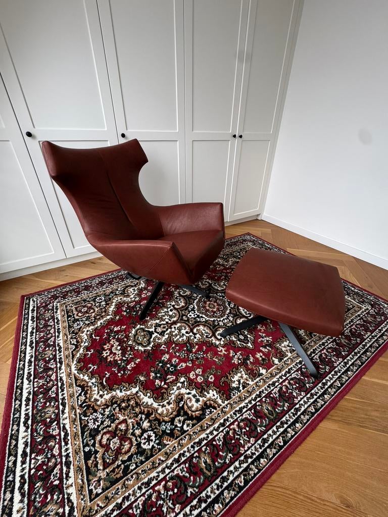Nosto fauteuil met poef kantelbaar - Design on Stock cognac, Huis en Inrichting, Ophalen, Zo goed als nieuw, 75 tot 100 cm