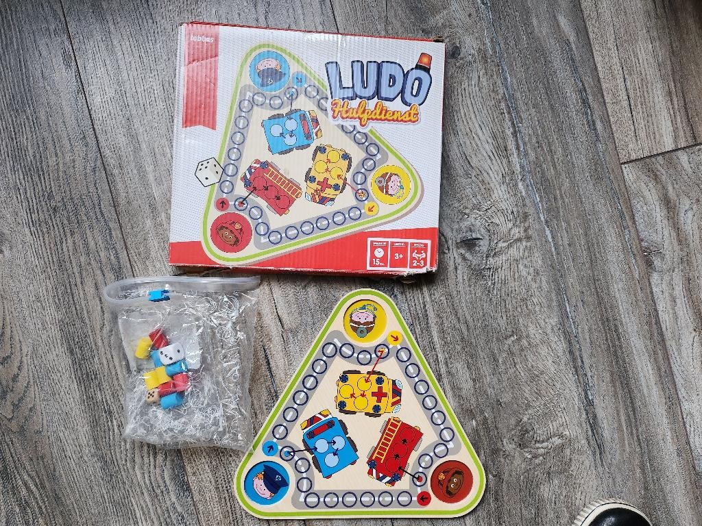 Mens erger je niet met hulpdienst wagens., Ophalen of Verzenden, Zo goed als nieuw