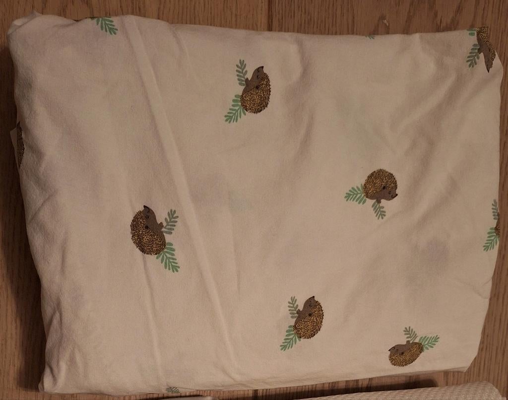 IKEA TROLLDOM egel hoeslaken 120x60 in nette staat, Ophalen of Verzenden, Wit, Jongetje of Meisje, Hoeslaken of Sloop