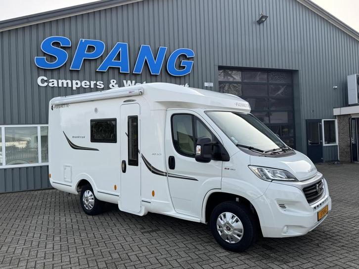 Fleurette Migrateur 60 LG | 5.99m, Frans bed Verrassend ruim, Caravans en Kamperen, Campers, Bedrijf, tot en met 2, Half-integraal