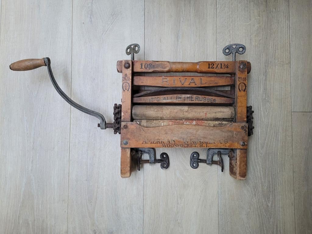 Antieke Rival Wringer Co. Woonsocket R.I. waspers, Ophalen
