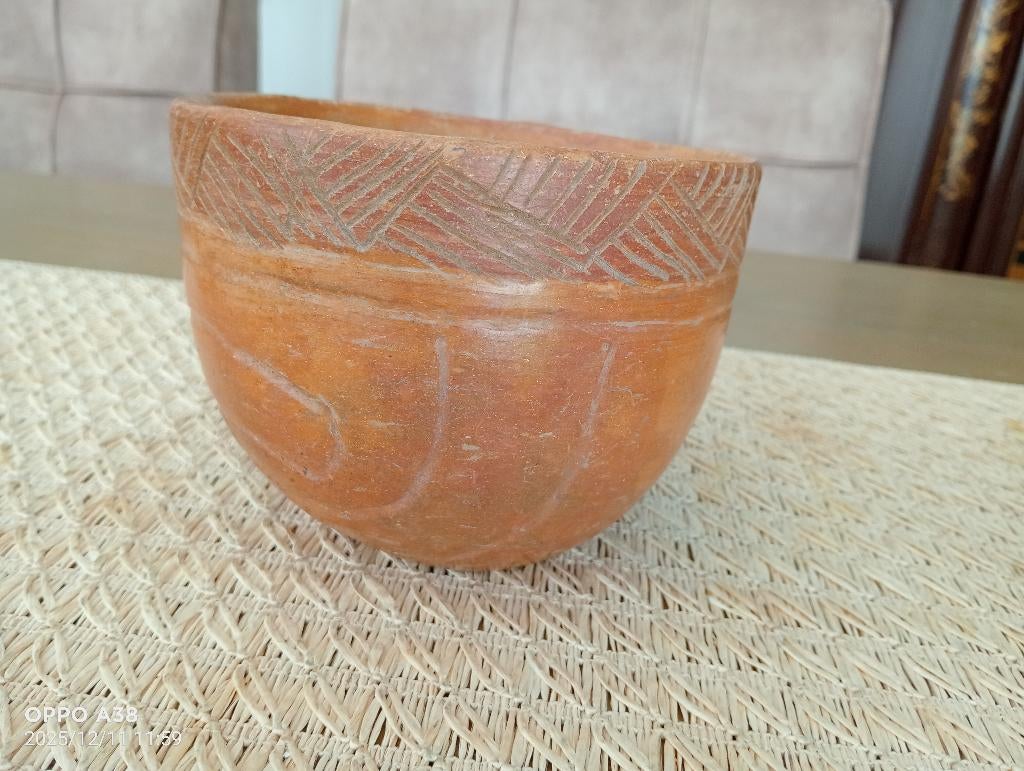 Precolumbiaans kom van oranje aardewerk, Maya, Ophalen of Verzenden