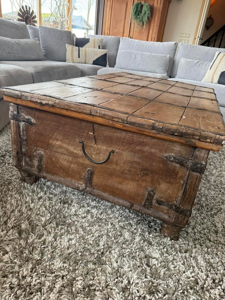 Mooie dekenkist/salontafel. Doe een leuk bod. Moet weg!, Huis en Inrichting, Tafels | Salontafels, Ophalen, Gebruikt, 100 tot 150 cm
