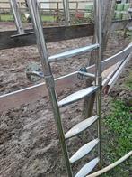 RVS trapje voor boot of zwembad, Ophalen, Zo goed als nieuw