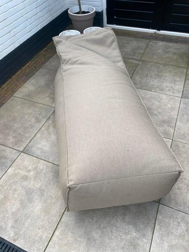 Zitzak van ZAQUE - Zo goed als nieuw, Huis en Inrichting, Zitzakken, Zo goed als nieuw, Zitzak, Beige, Ophalen of Verzenden