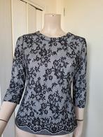 Vanilia top grijs kant met zwart maat S/36, Kleding | Dames, Tops, Vanilia, Ophalen of Verzenden, Zo goed als nieuw, Lange mouw