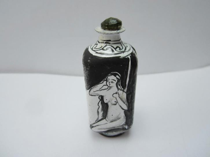 Oud erotische snuifflesje /snuff van emaille.8614#, Antiek en Kunst, Kunst | Niet-Westerse kunst, Ophalen of Verzenden
